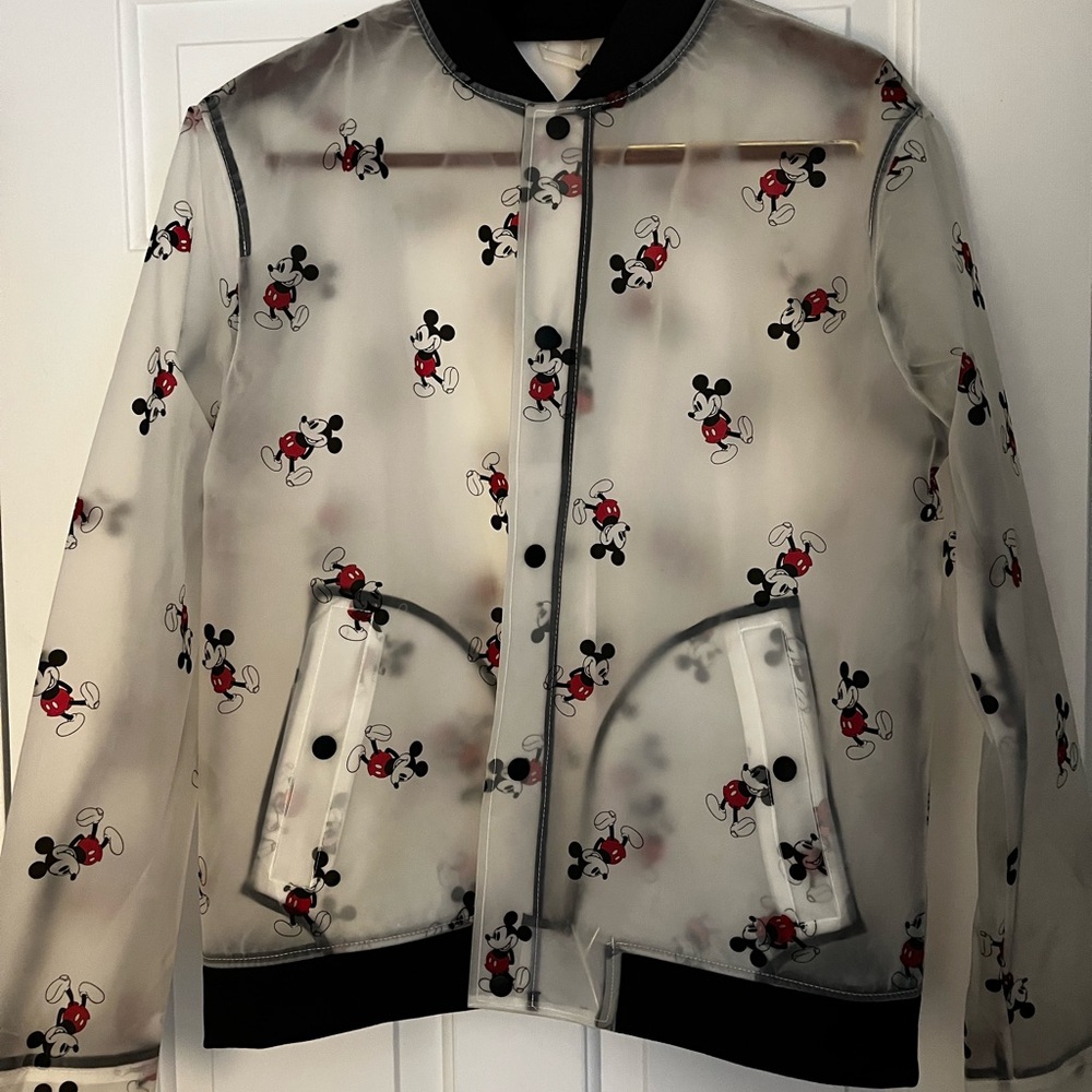 Size medium women’s raincoat bought in Animal
kingdom in Disney